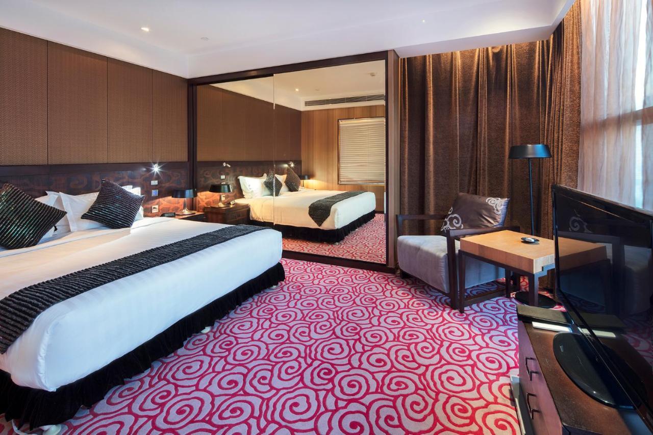 Christian'S Hotel Luoyang Лоян Экстерьер фото